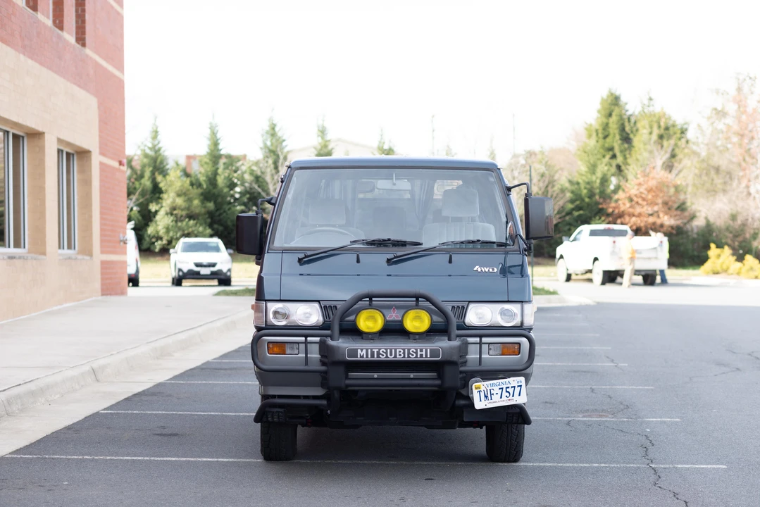 1991 Mitsubishi Delica 3rd Gen - Image 7 of 31