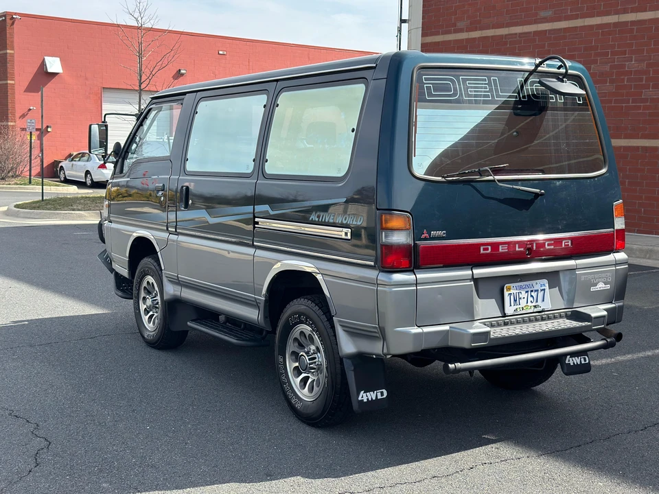 1991 Mitsubishi Delica 3rd Gen - Image 15 of 31