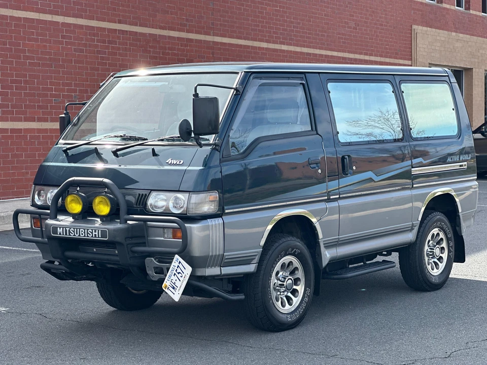 1991 Mitsubishi Delica 3rd Gen - Image 11 of 31