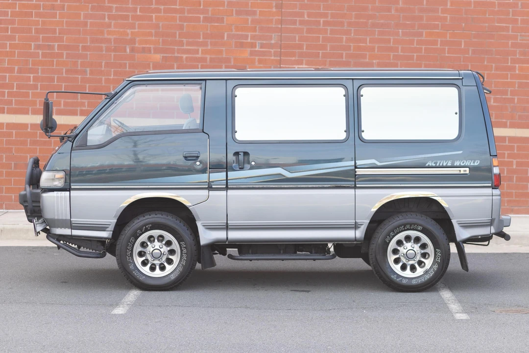 1991 Mitsubishi Delica 3rd Gen - Image 3 of 31