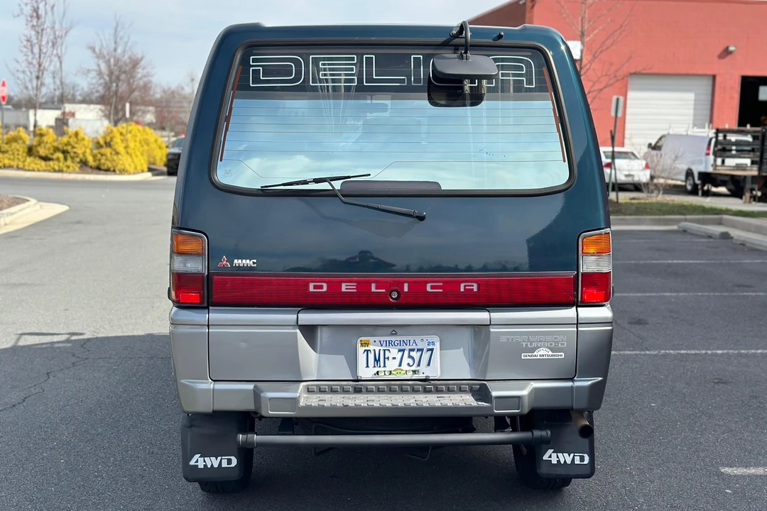 1991 Mitsubishi Delica 3rd Gen - Image 5 of 31