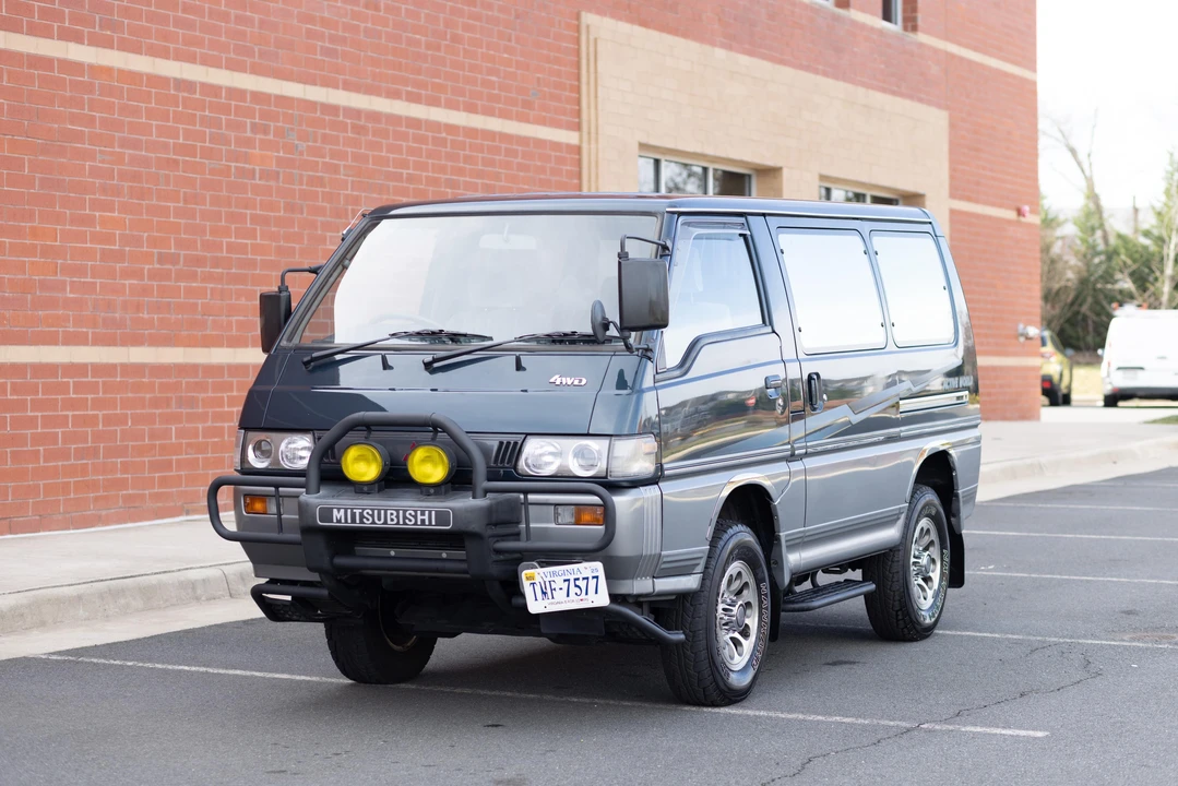 1991 Mitsubishi Delica 3rd Gen - Image 8 of 31
