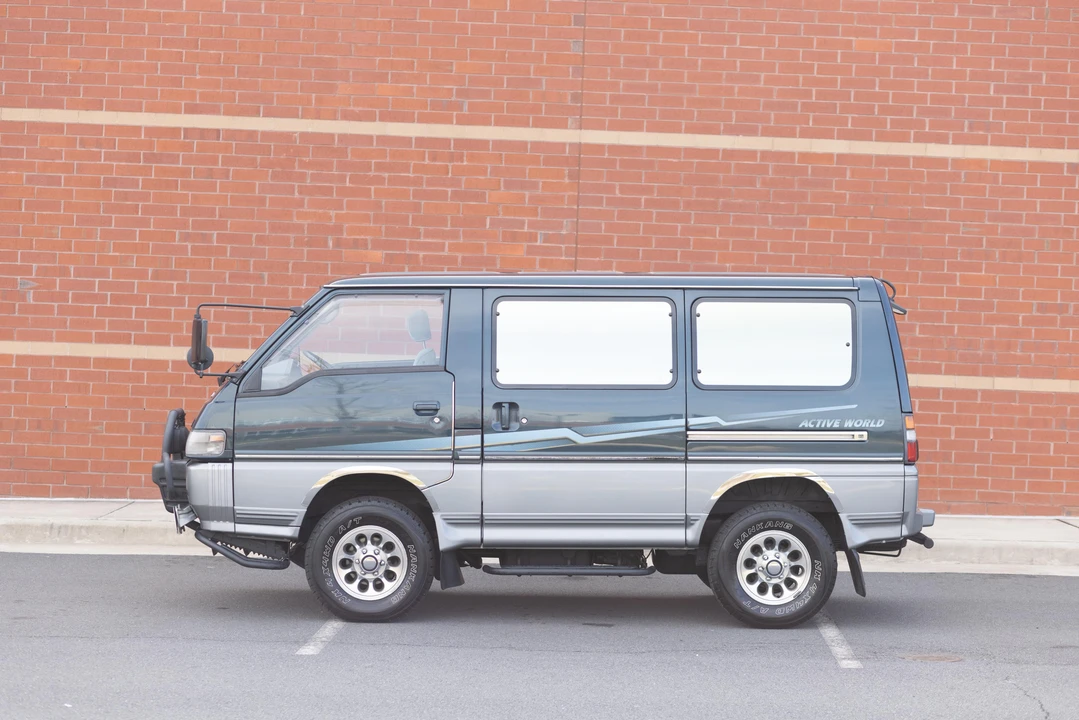 1991 Mitsubishi Delica 3rd Gen - Image 14 of 31