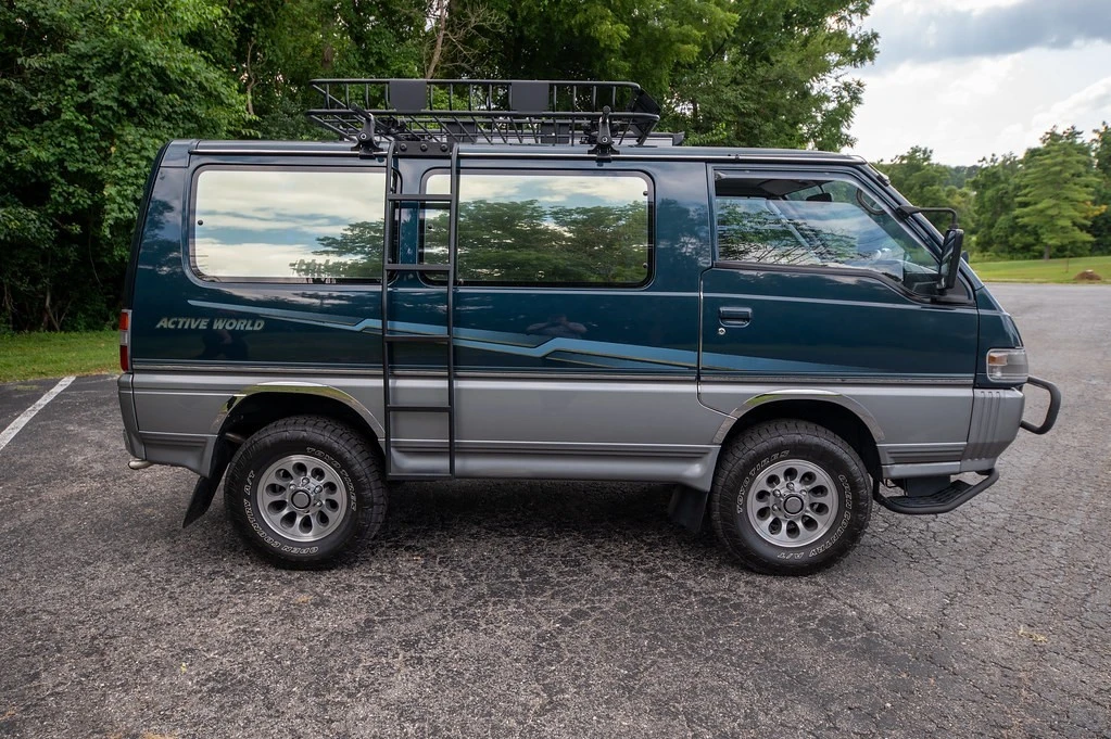 1991 Mitsubishi Delica 3rd Gen - Image 6 of 21