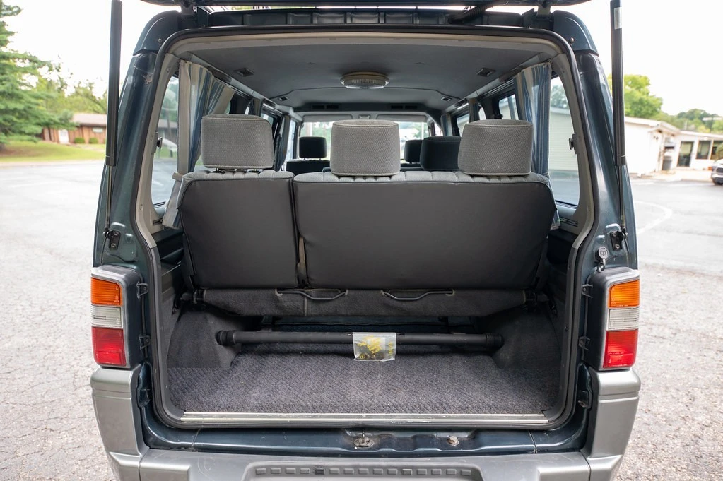 1991 Mitsubishi Delica 3rd Gen - Image 13 of 21