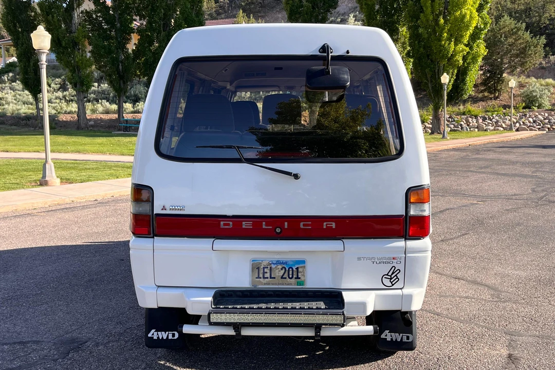 1991 Mitsubishi Delica 3rd Gen - Image 5 of 31