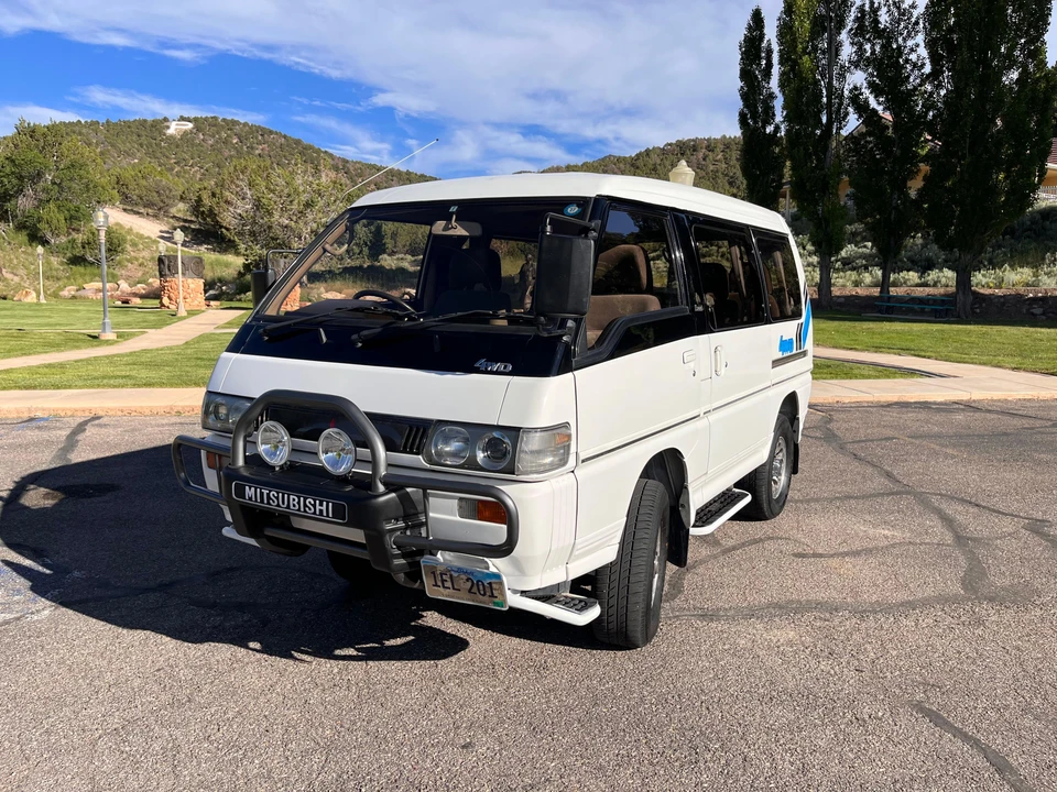 1991 Mitsubishi Delica 3rd Gen - Image 6 of 31
