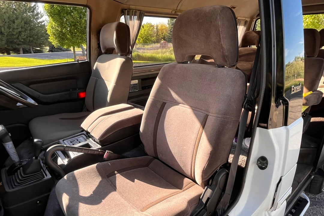1991 Mitsubishi Delica 3rd Gen - Image 28 of 31