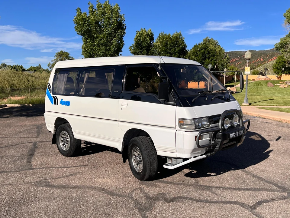 1991 Mitsubishi Delica 3rd Gen - Image 9 of 31