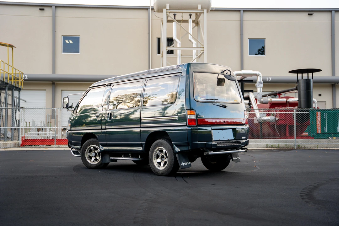 1991 Mitsubishi Delica 3rd Gen - Image 8 of 31