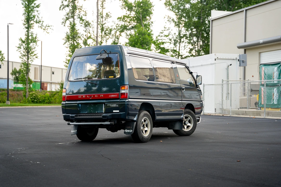 1991 Mitsubishi Delica 3rd Gen - Image 11 of 31