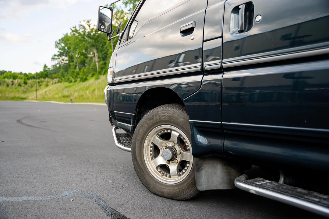 1991 Mitsubishi Delica 3rd Gen - Image 22 of 31