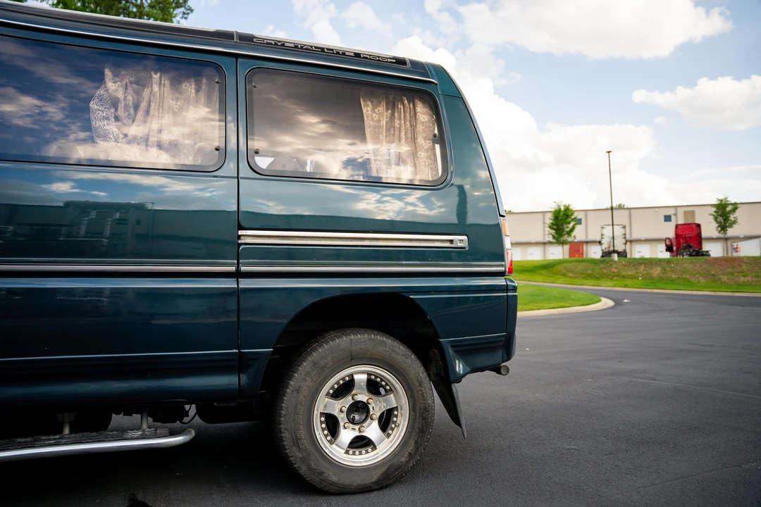 1991 Mitsubishi Delica 3rd Gen - Image 27 of 31