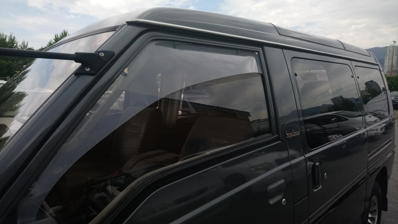 1991 Mitsubishi Delica 2nd Gen - Image 21 of 31