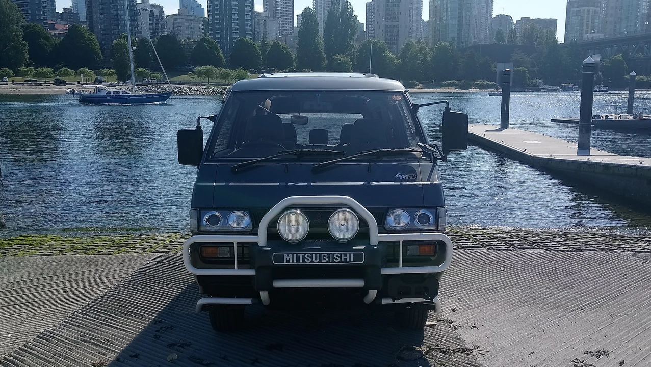 1991 Mitsubishi Delica 2nd Gen - Image 11 of 31