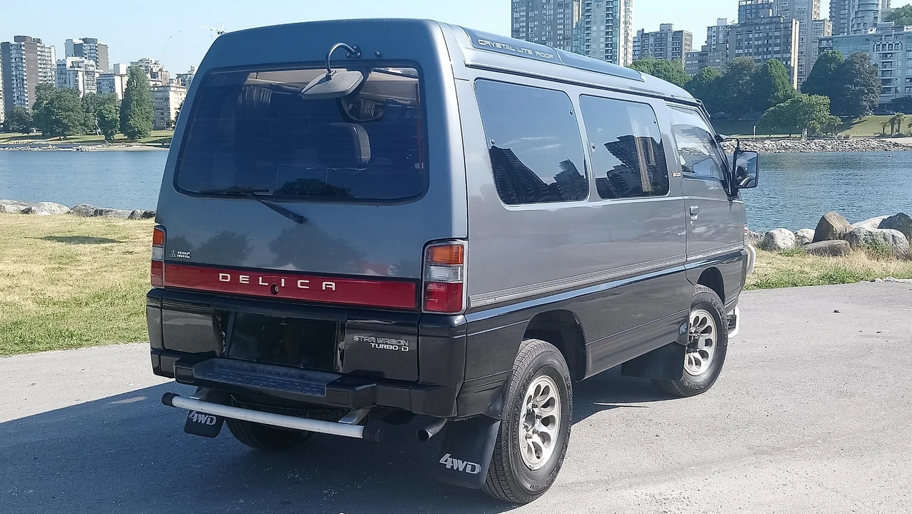 1991 Mitsubishi Delica 2nd Gen - Image 7 of 31