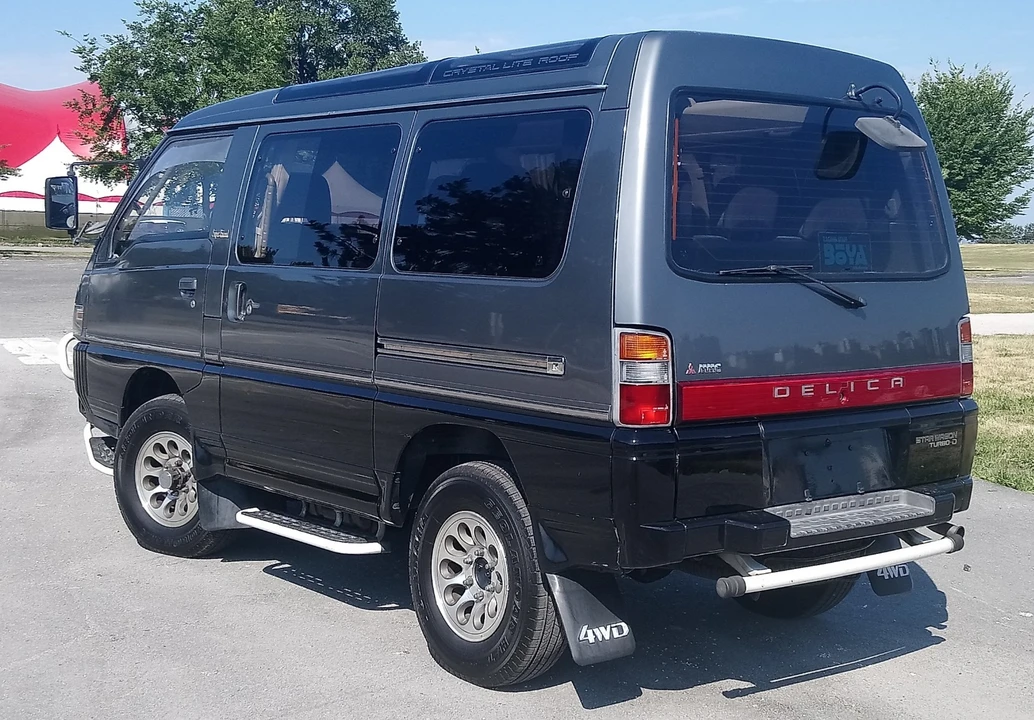 1991 Mitsubishi Delica 2nd Gen - Image 6 of 31