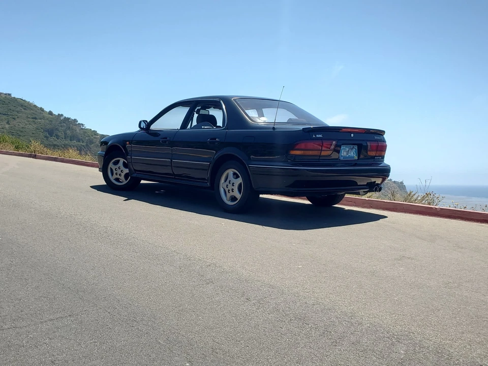 1991 Mitsubishi Diamante 1st Gen - Image 28 of 31