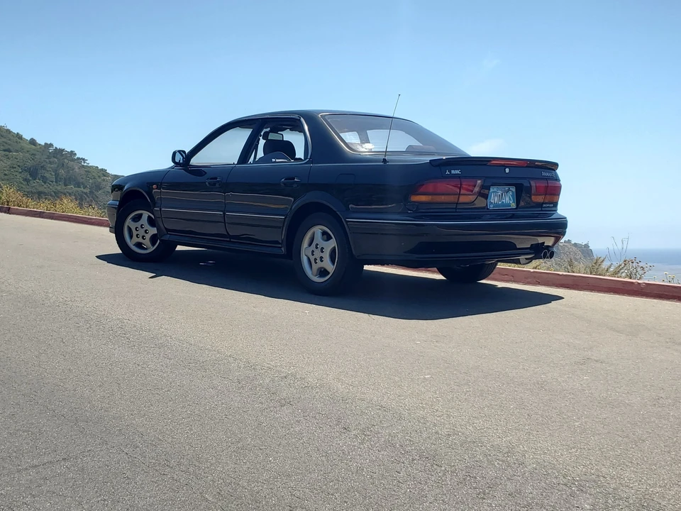 1991 Mitsubishi Diamante 1st Gen - Image 29 of 31