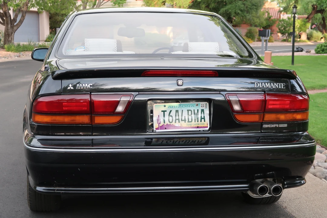 1991 Mitsubishi Diamante 1st Gen - Image 5 of 5