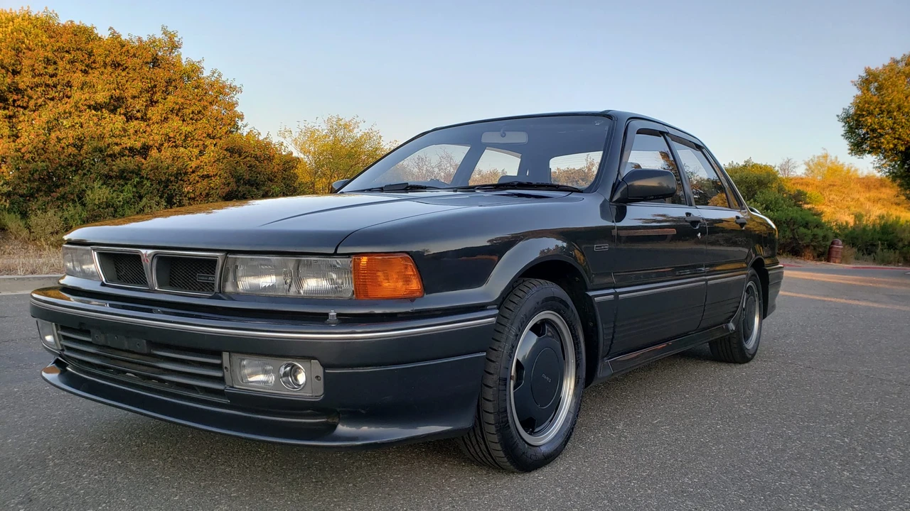1991 Mitsubishi Galant 6th Gen - Image 8 of 31