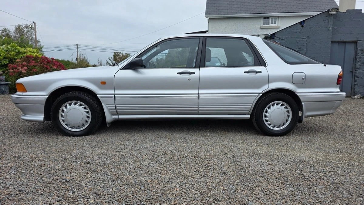 1991 Mitsubishi Galant 6th Gen - Image 17 of 30