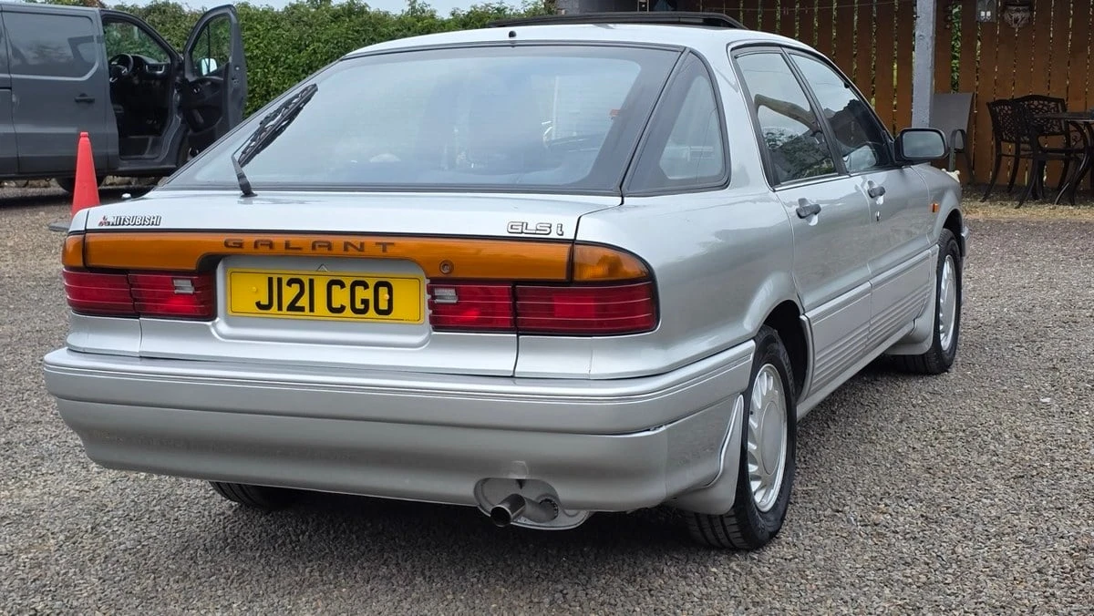 1991 Mitsubishi Galant 6th Gen - Image 25 of 30