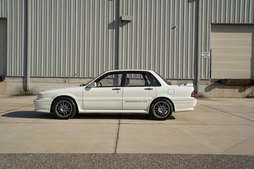 1991 Mitsubishi Galant VR-4 6th Gen - Image 4 of 31