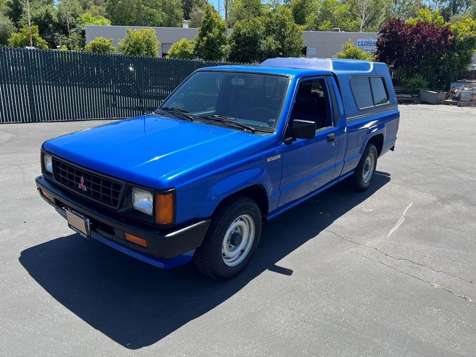 1991 Mitsubishi Triton 2nd Gen - Image 8 of 31