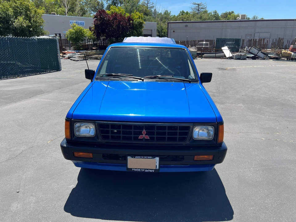 1991 Mitsubishi Triton 2nd Gen - Image 9 of 31
