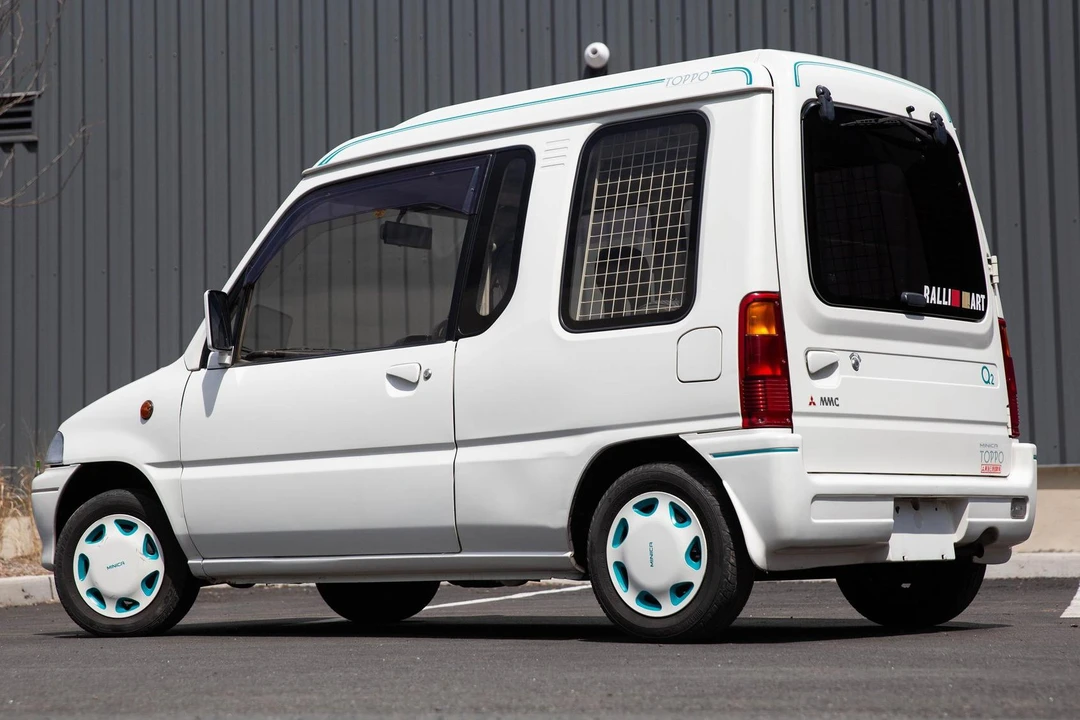 1991 Mitsubishi Toppo 1st Gen - Image 4 of 31