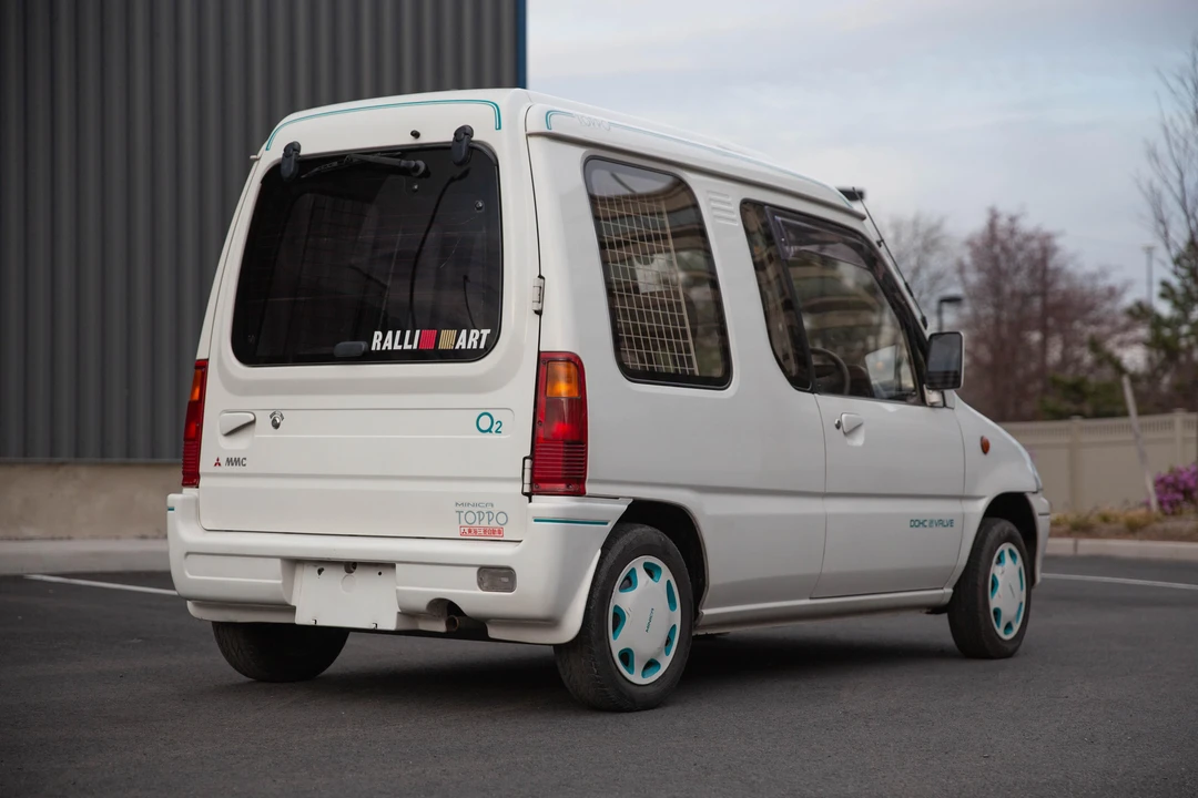 1991 Mitsubishi Toppo 1st Gen - Image 12 of 31
