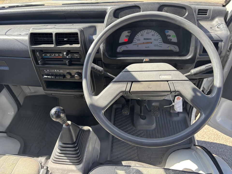 1991 Mitsubishi Minicab 5th Gen - Image 15 of 21