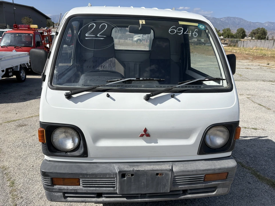1991 Mitsubishi Minicab 5th Gen - Image 17 of 31