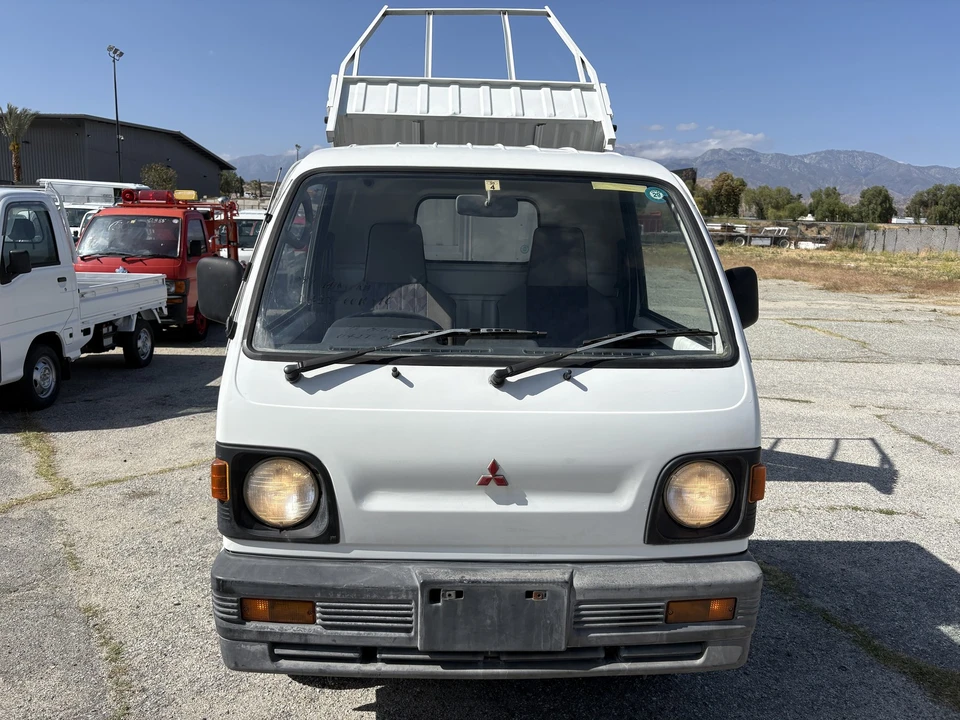 1991 Mitsubishi Minicab 5th Gen - Image 2 of 31