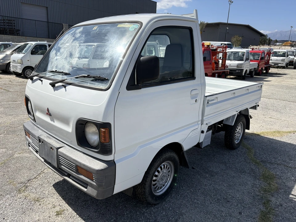 1991 Mitsubishi Minicab 5th Gen - Image 19 of 31