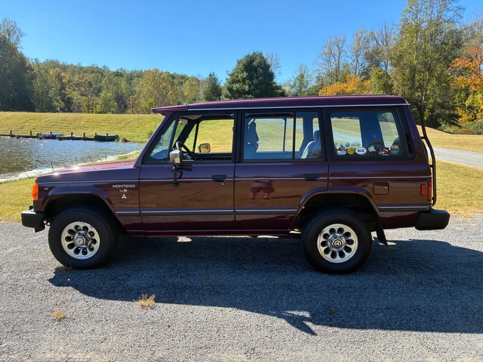 1991 Mitsubishi Pajero/Montero - Image 2 of 21