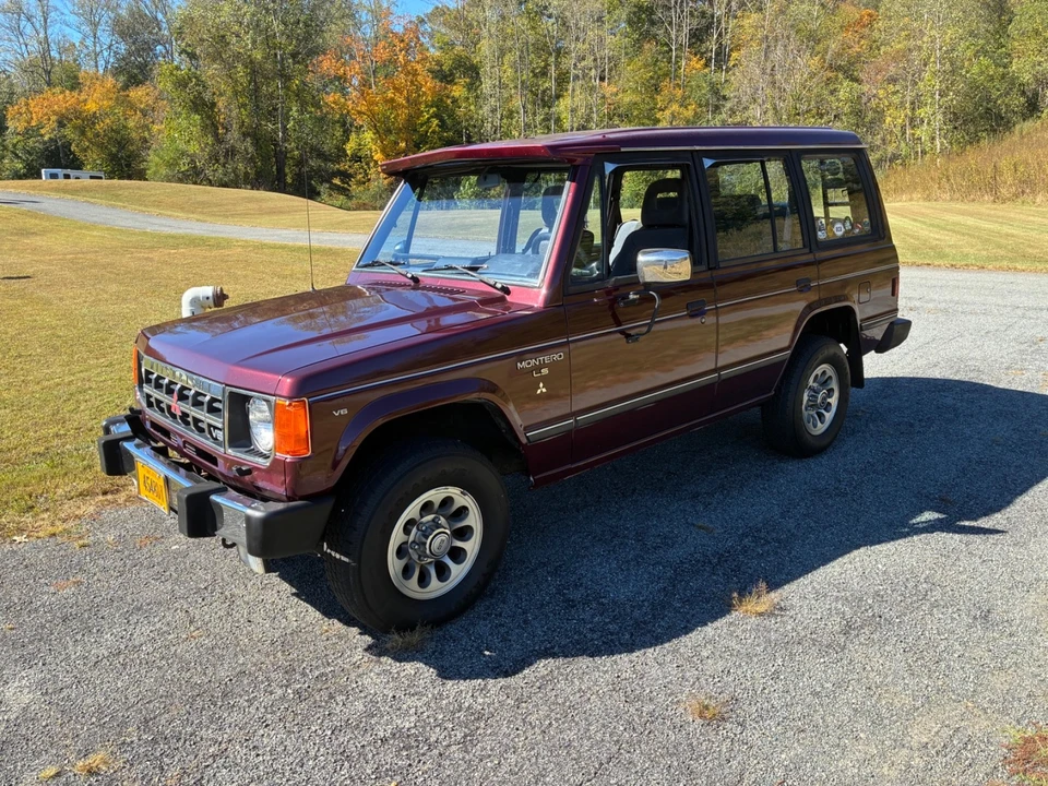1991 Mitsubishi Pajero/Montero - Image 4 of 21