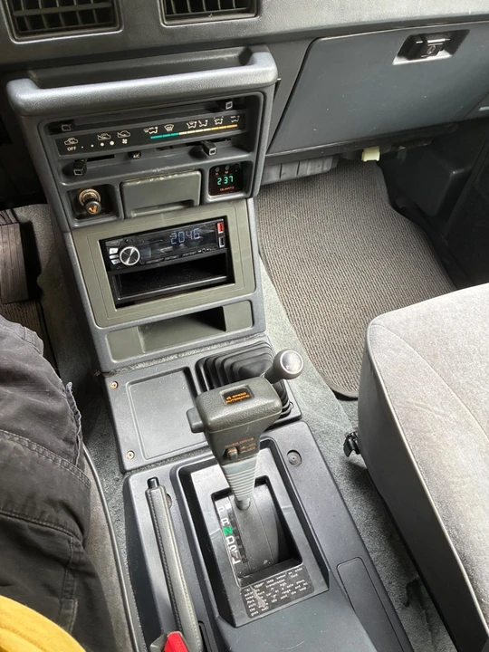 1991 Mitsubishi Pajero/Montero - Image 15 of 21