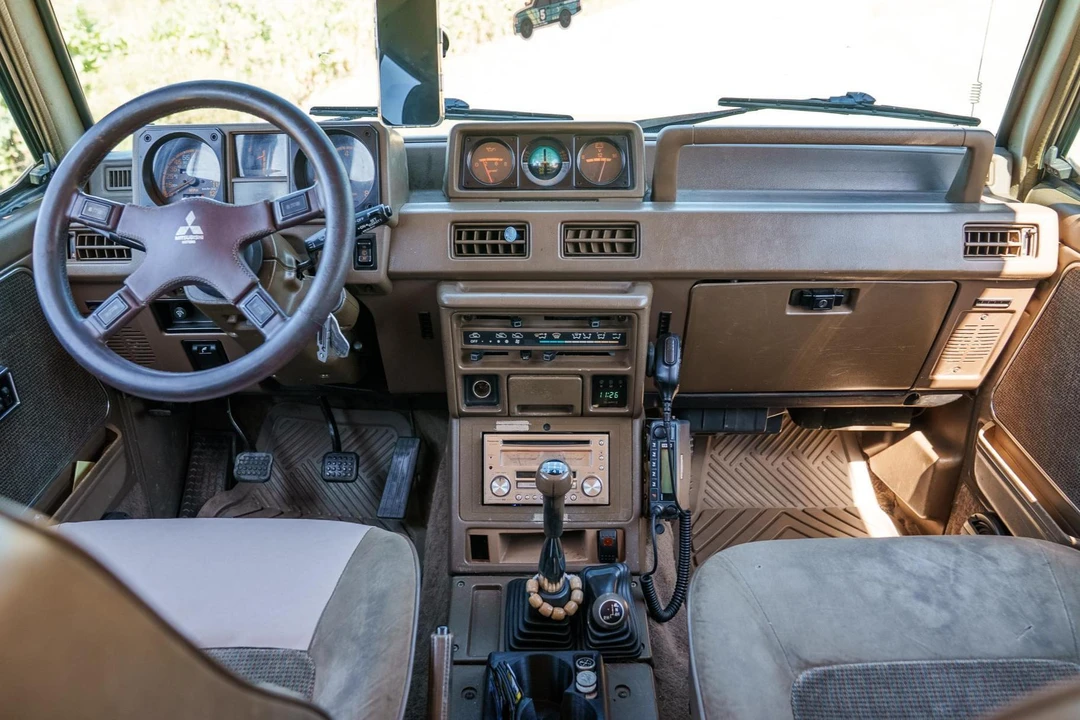 1991 Mitsubishi Pajero/Montero 1st Gen - Image 21 of 31