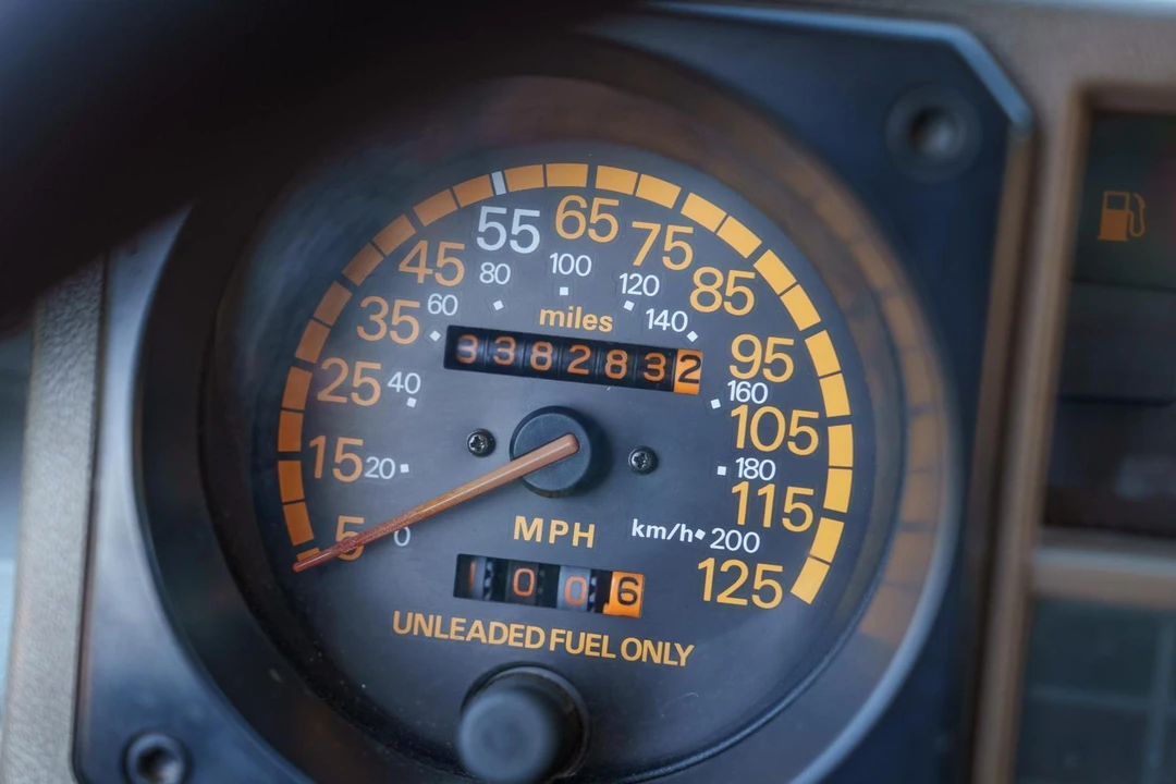 1991 Mitsubishi Pajero/Montero 1st Gen - Image 24 of 31