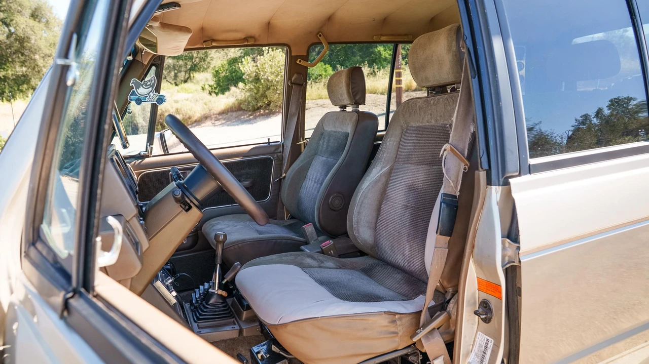 1991 Mitsubishi Pajero/Montero 1st Gen - Image 25 of 31
