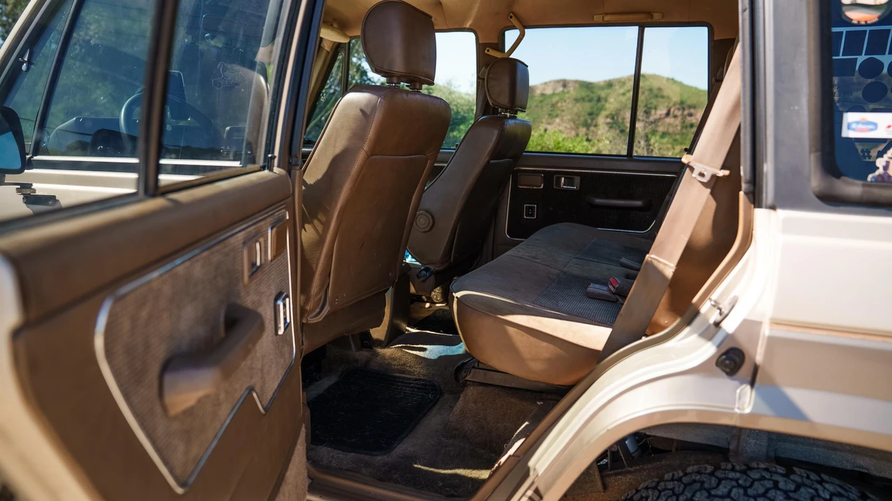 1991 Mitsubishi Pajero/Montero 1st Gen - Image 29 of 31