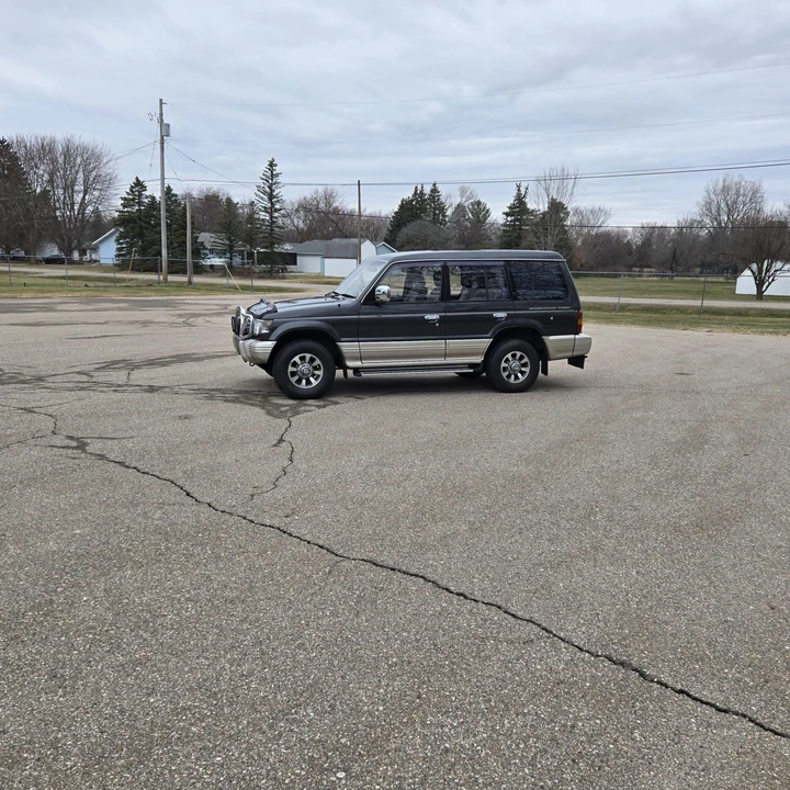1991 Mitsubishi Pajero/Montero - Image 5 of 31