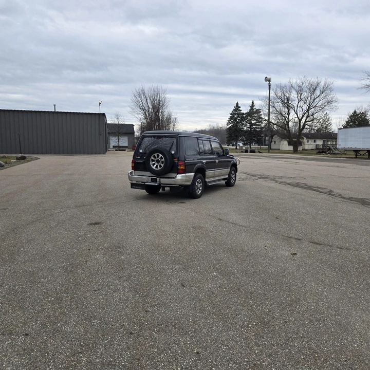 1991 Mitsubishi Pajero/Montero - Image 10 of 31