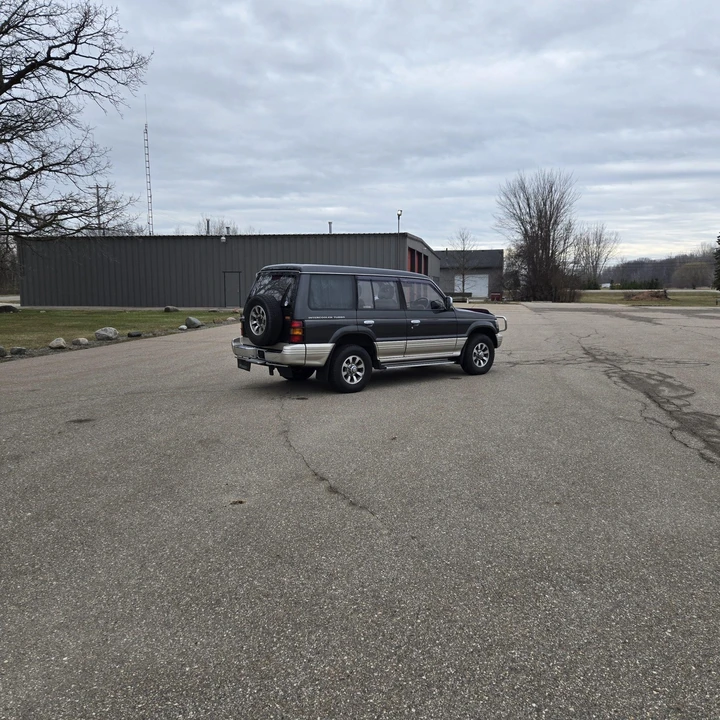 1991 Mitsubishi Pajero/Montero - Image 11 of 31