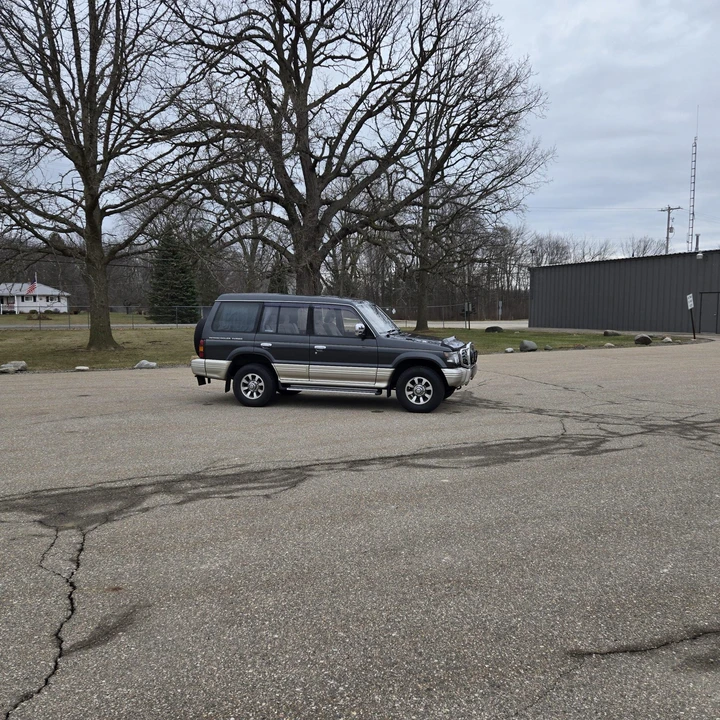 1991 Mitsubishi Pajero/Montero - Image 13 of 31