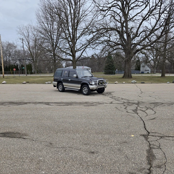 1991 Mitsubishi Pajero/Montero - Image 14 of 31
