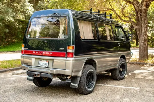 1991 Mitsubishi Delica L300 Super Exceed