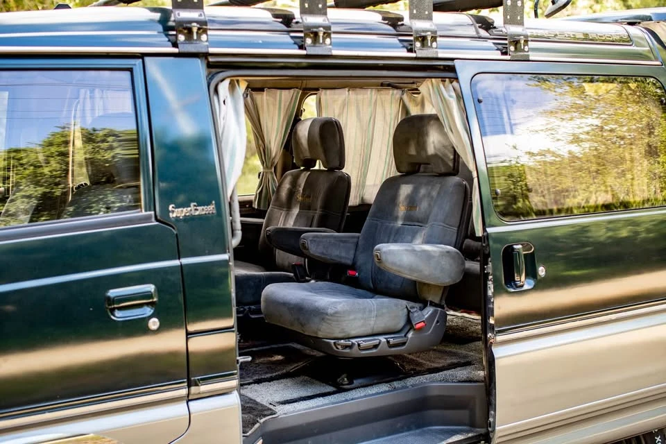 1991 Mitsubishi Delica 3rd Gen - Image 6 of 9